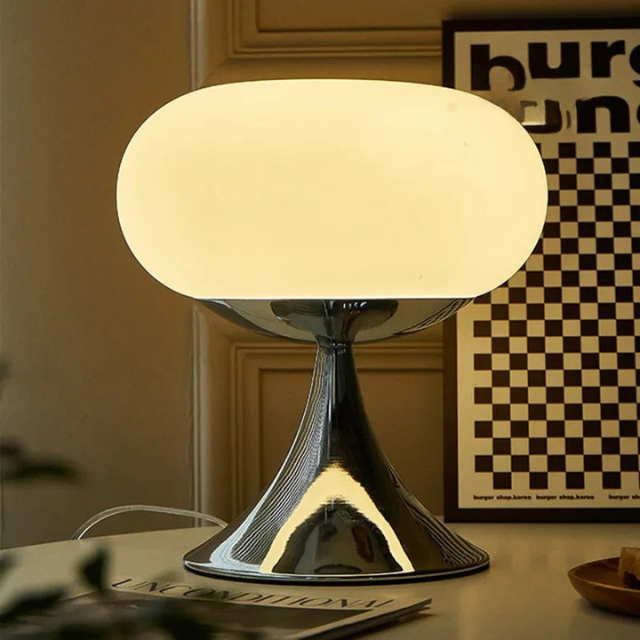 Bauhaus Glass Table Lamp 2