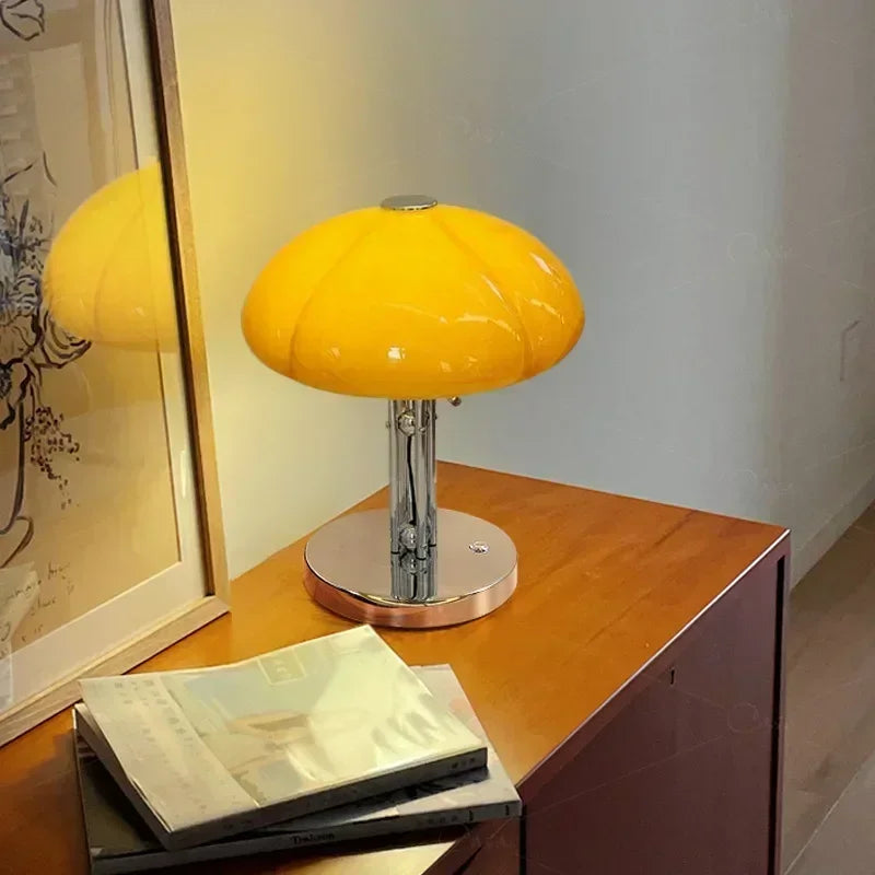 Bauhaus Mushroom Table Lamp 1
