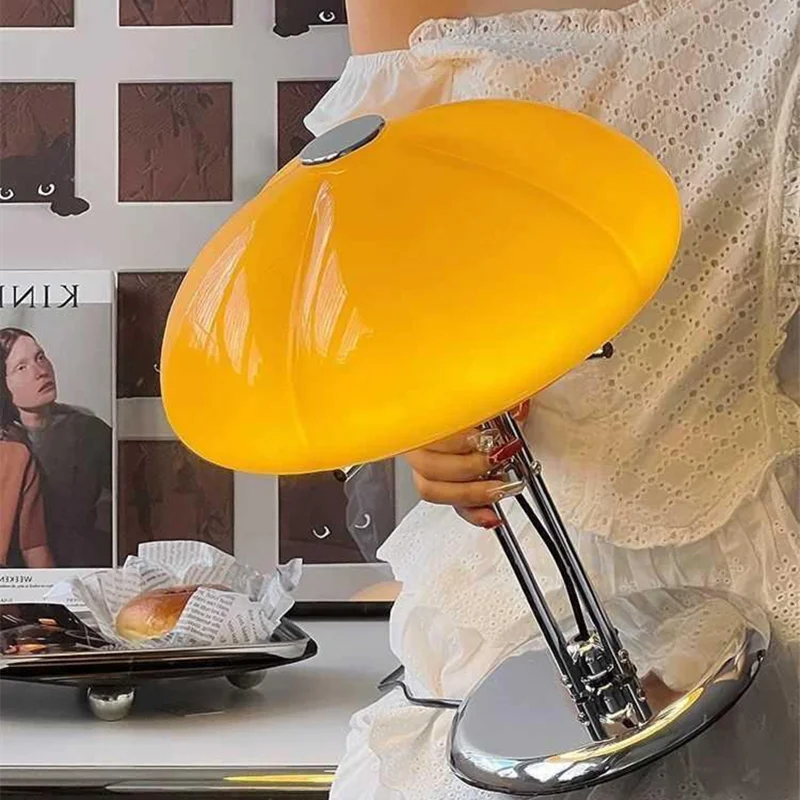Bauhaus Mushroom Table Lamp 3