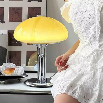 Bauhaus Mushroom Table Lamp 5