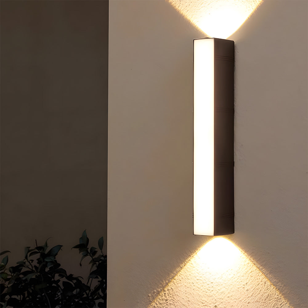 Black Outdoor Wall Light 3