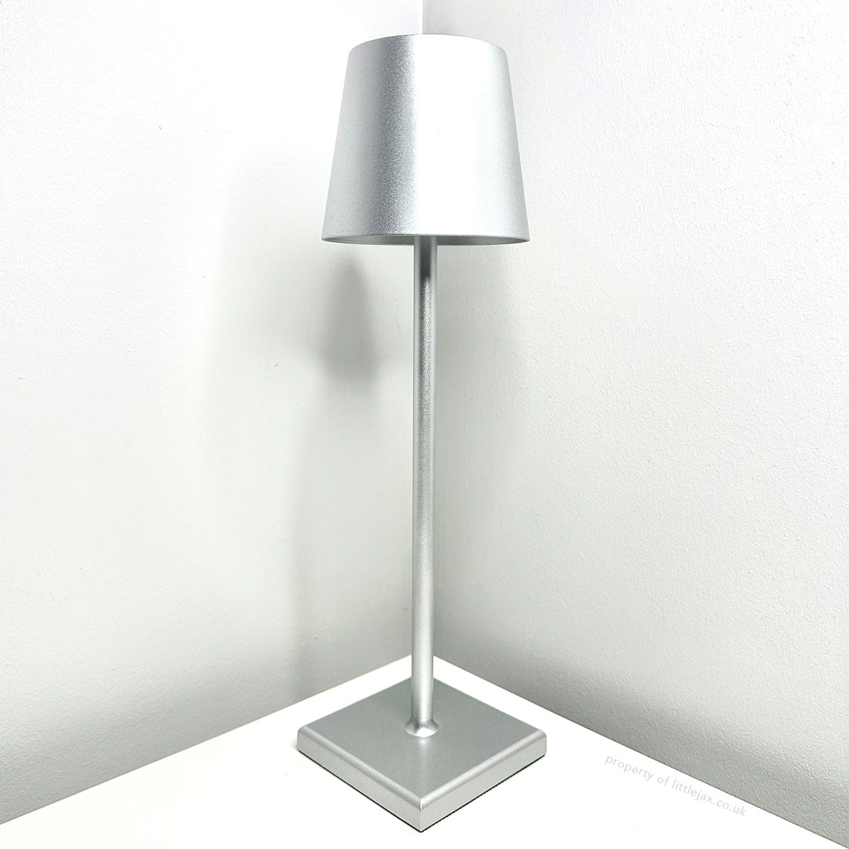 Cordless LED Table Lamp 10